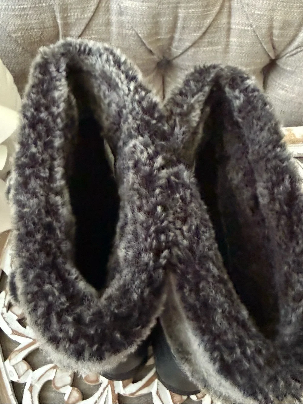 Timberland Women's Black & Gray Faux-Fur Pom Pom Winter Boots 7